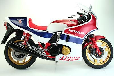 Honda CB 1100 R (RD) 1983 by Nekopanchi