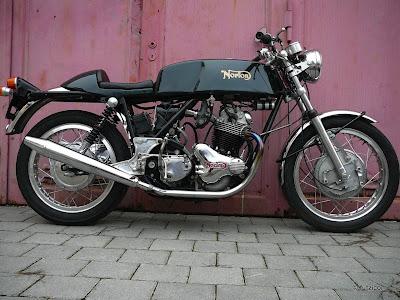 Norton Commando special - E-bay find