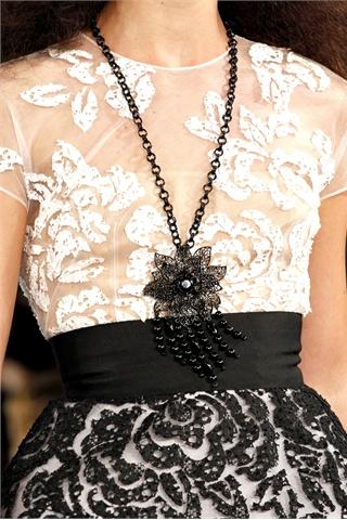 SS 2012 fashion trends: black & white