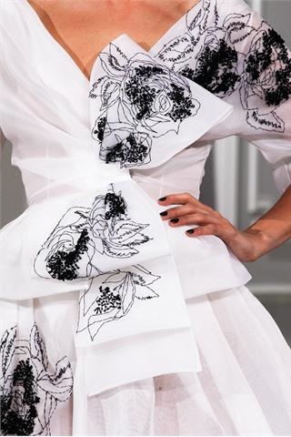 SS 2012 fashion trends: black & white