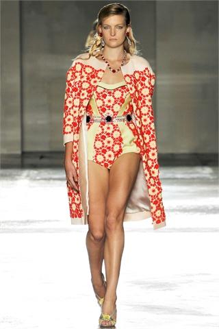 SS 2012 fashion trends: bold prints