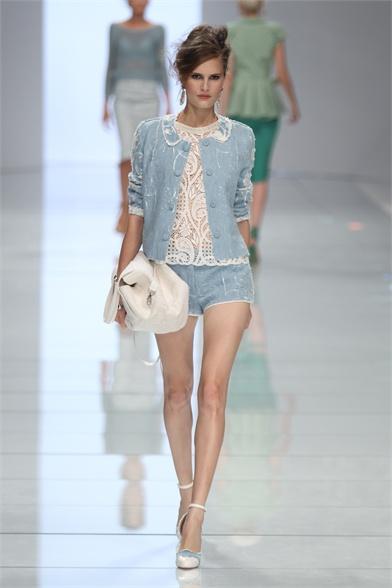 SS 2012 fashion trends: romantic pastels