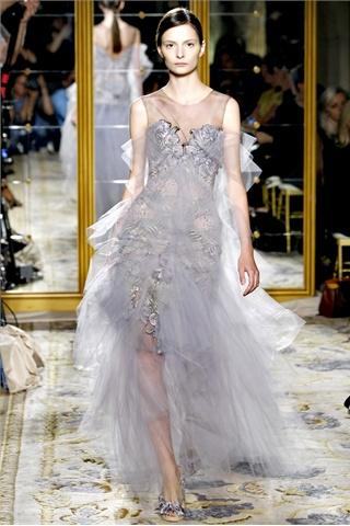 SS 2012 fashion trends: romantic pastels