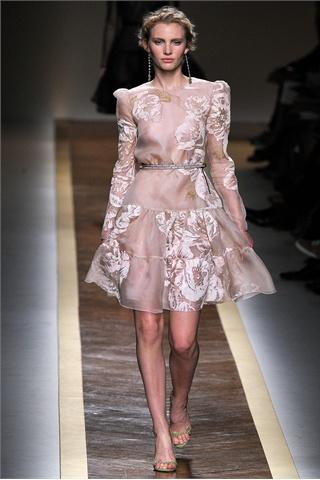 SS 2012 fashion trends: romantic pastels