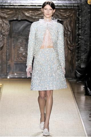 SS 2012 fashion trends: romantic pastels