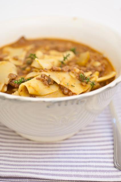 Maltagliati con ragù di carne e lenticchie