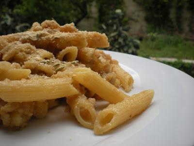 Penne al cavolfiore in crema di alici