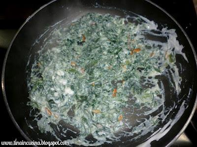 Paccheri integrali con ricotta, spinaci e timo