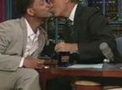 Will Smith sbrocca: l'inviato cerca baciarlo bocca