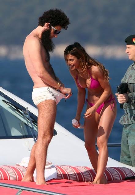 Elisabetta Canalis muore per colpa del Dittatore?