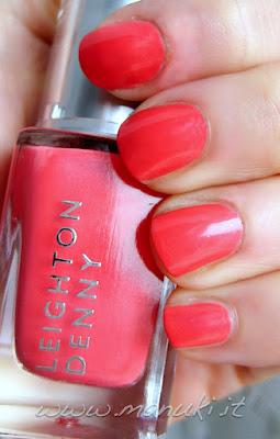 NOTD e Review Smalto Leighton Denny - Coral Reef