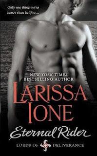 Recensione:IL CAVALIERE ETERNO di Larissa Ione