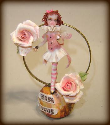 Vintage Rose Circus: Oro