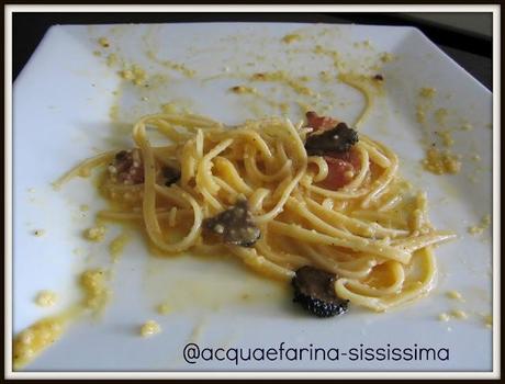 ...carbonara rivisitata...più chic con il tartufo!...