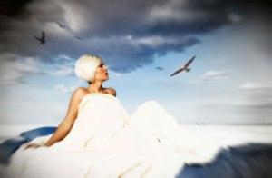 QUATTRO PRATICHE DI BASE DELLO YOGA DEL SOGNO