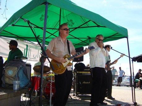 Fiji International Jazz and Blues Festival 2012 - i video e i pareri Mofo Party Blues Band al Lulu - Port Denarau Nadi