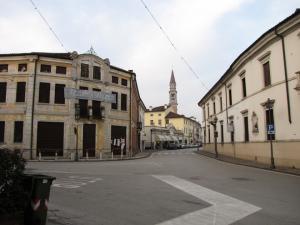 Vicenza: sparatoria tra stranieri. Tre feriti.