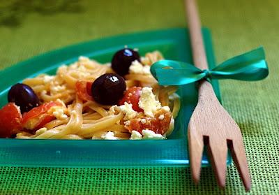 SPAGHETTI CON LA FETA