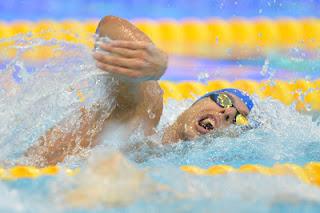 Nuoto: tre medaglie nella prima giornata, esultano le staffette e Samuel Pizzetti