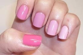 D.I.Y. Ombre Manicure -Spring/Summer trend