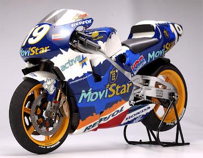 Honda NSR 500 J.Kocinski 1998 by Utage Factory House (Tamiya)