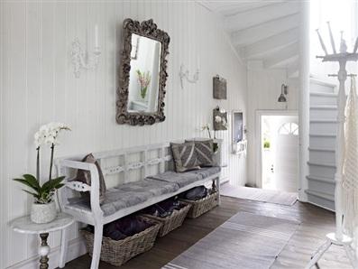 Nordic Style Home...