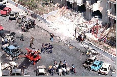 Crisi economica, discredito della politica, stragi: somiglianze con il 1992-93