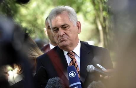 SERBIA: Il nazionalista Nikolic diventa presidente. Il Paese guarda al passato