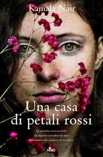 Le letture della Fenice: RECENSIONE - Una casa di petali rossi