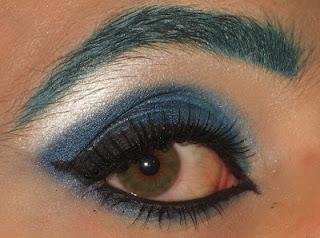 Exaggerated: Green Brows :D