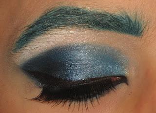 Exaggerated: Green Brows :D