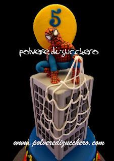 Torta Spiderman 3 piani per il mio bimbo