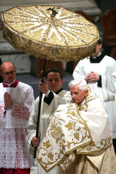 Benedict XVI - Pope Benedict XVII Conducts Mass Of The Lord's Supper