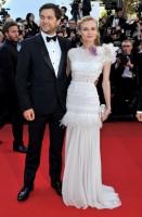 diane kruger - nina ricci (clutch judith leiber) joshua jackson - lanvin