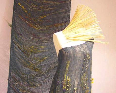 PATTERNS MATERICI NELLE STRAORDINARIE TESSITURE DI SILVIA BECCARIA