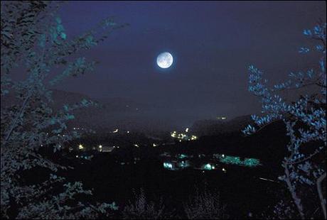 Come le stelle e la luna sopra noi