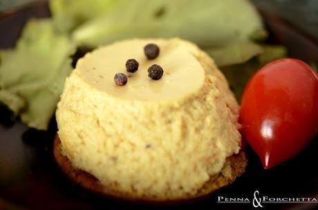 Budino di cavolfiore masala e galletta di nocciole