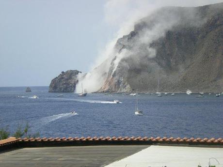 Vulcano, 16 agosto 2010: terremoto e crollo del costone di Lipari