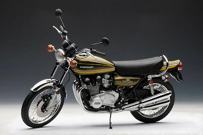 Kawasaki Z1 900 Super Four 1973 by AUTOart