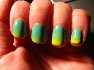 Amore della giorno: Gradient Nails