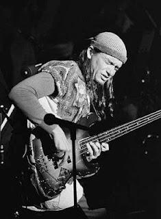 Jaco Pastorius - Robert Trujillo finanzierà un documentario sul leggendario bassista