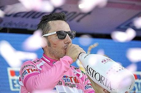 95° Giro D’Italia 18^ Tappa: Guardini vince la grande volata e Joaquin Rodriguez resta in Maglia Rosa