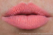 How to use... Mac Shore Leave lip pencil