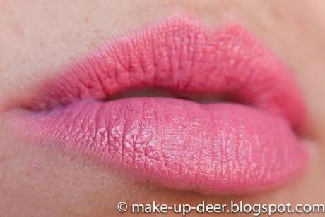 How to use... Mac Shore Leave lip pencil