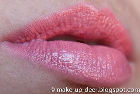 How to use... Mac Shore Leave lip pencil