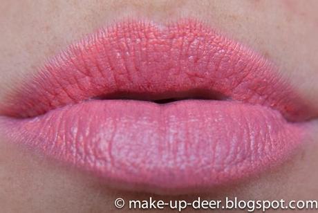 How to use... Mac Shore Leave lip pencil