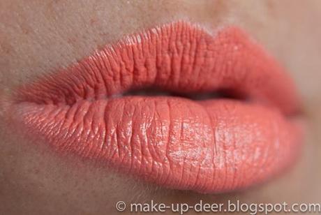 How to use... Mac Shore Leave lip pencil