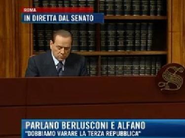 Berlusconi e la riforma costituzionale: presidenzialismo per essere come Parigi e non come Atene