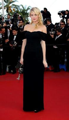 Kate Upton e Bonnie Wright in Dolce & Gabbana a Cannes 2012