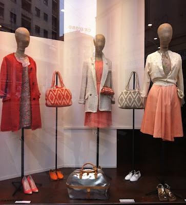 COLOR TREND: CORAL